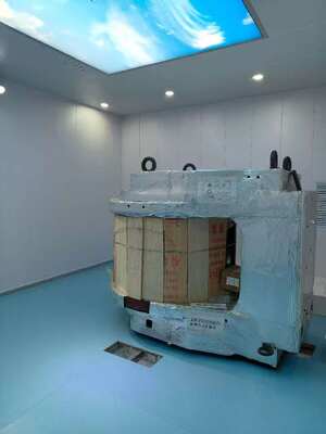 Giá tốt. Phòng chống nhiễu RF tần số trung tâm danh định 50Hz với suy hao 100dB và kích thước phòng tùy chỉnh cho lồng Faraday MRI trực tuyến